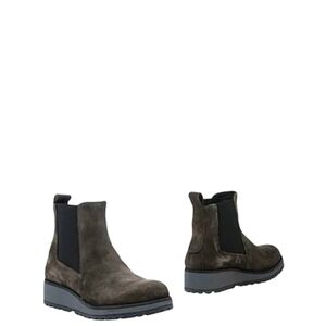 Lumberjack Brown Suede Leather Ankle Boots